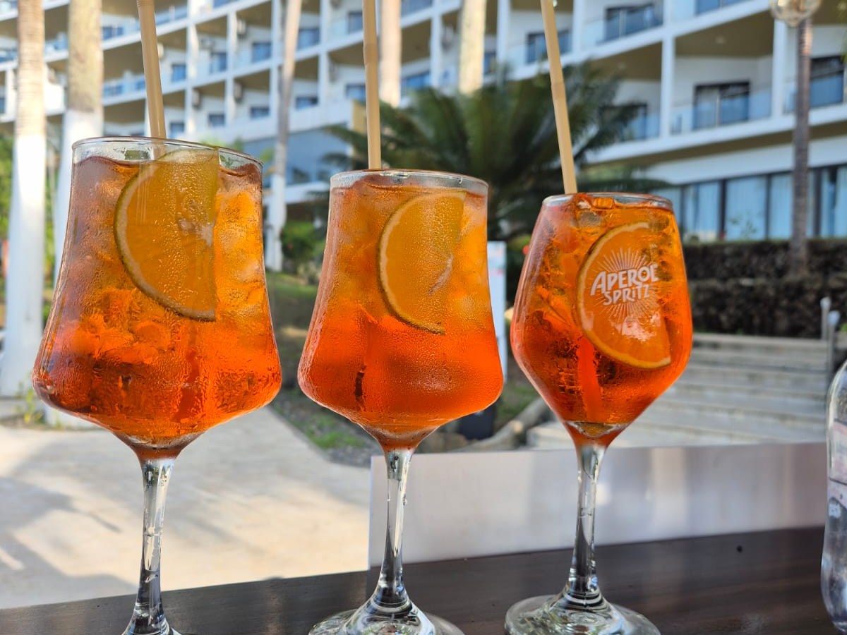 Cocteles Aperol Spritz en Ébano Kitchen & Bar